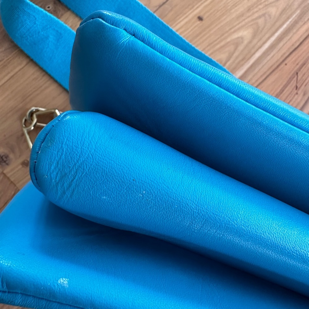 Louis Vuitton COUSSIN PM- ELECTRIC TURQUOISE BLUE - Picture 8 of 12